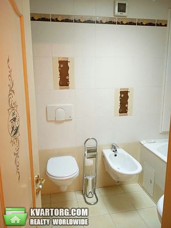 Rent out 3-room apartment. Киев, Басейная — photo 7