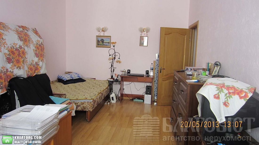Sell 3-room apartment. Киев, Малая Житомирская — photo 2