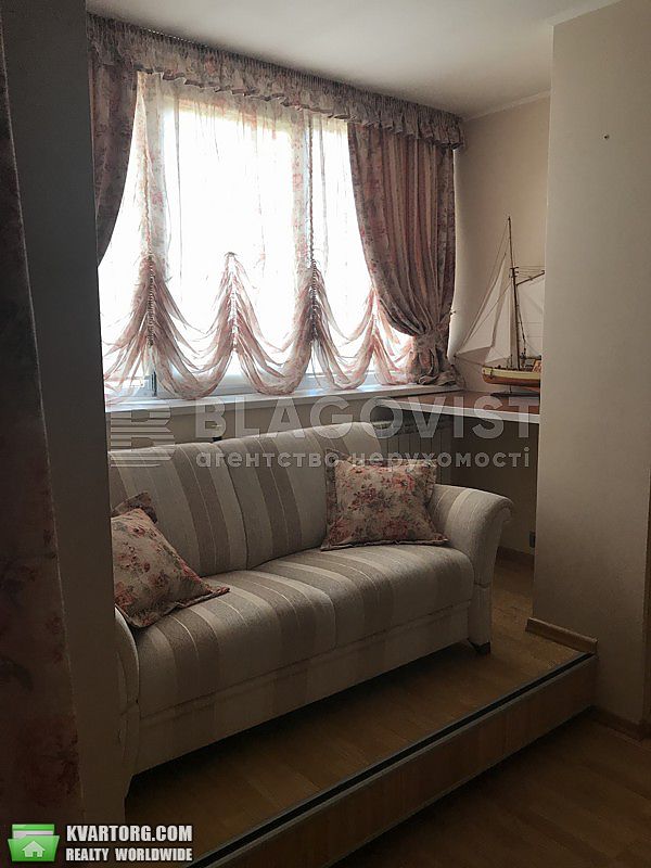 Rent out 4-room apartment. Киев, Амосова — photo 5