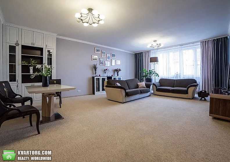 Rent out 3-room apartment. Киев,  Павловская — photo 5