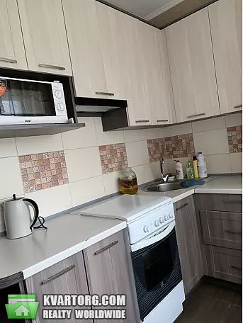 Rent out 2-room apartment. Киев,  Набережно-Корчеватская — photo 1