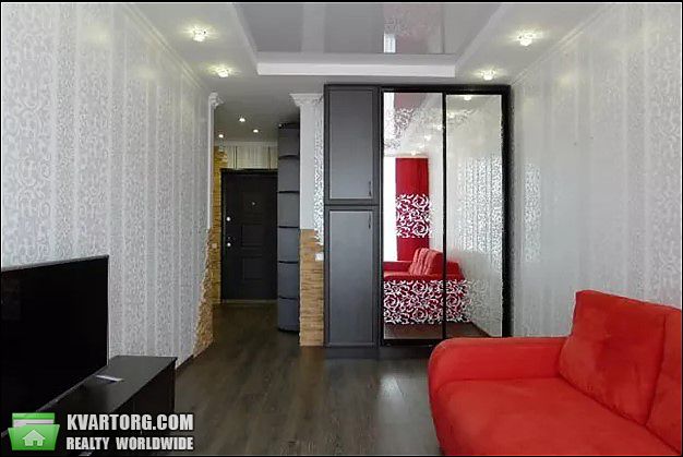 Rent out 1-room apartment. Киев, Регенераторная — photo 4
