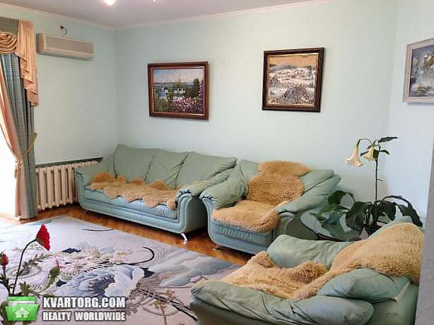 Rent out 3-room apartment. Киев,  Артиллерийский пер — photo 1