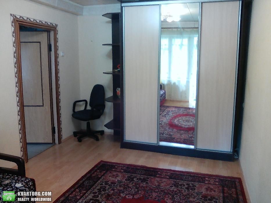 Sell 1-room apartment. Киев,  Пражская — photo 2