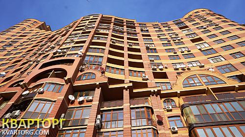 Sell 4-room apartment. Киев, Щорса — photo 4