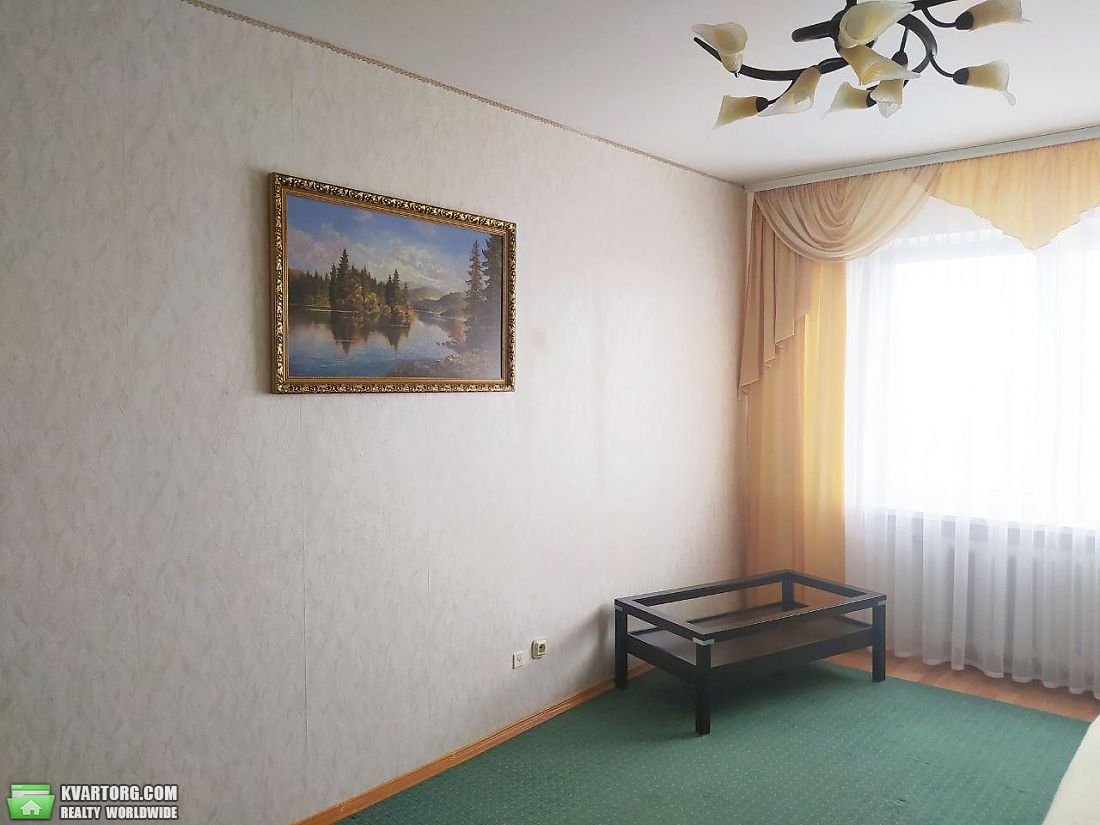 Rent out 2-room apartment. Киев,  Милославская — photo 7