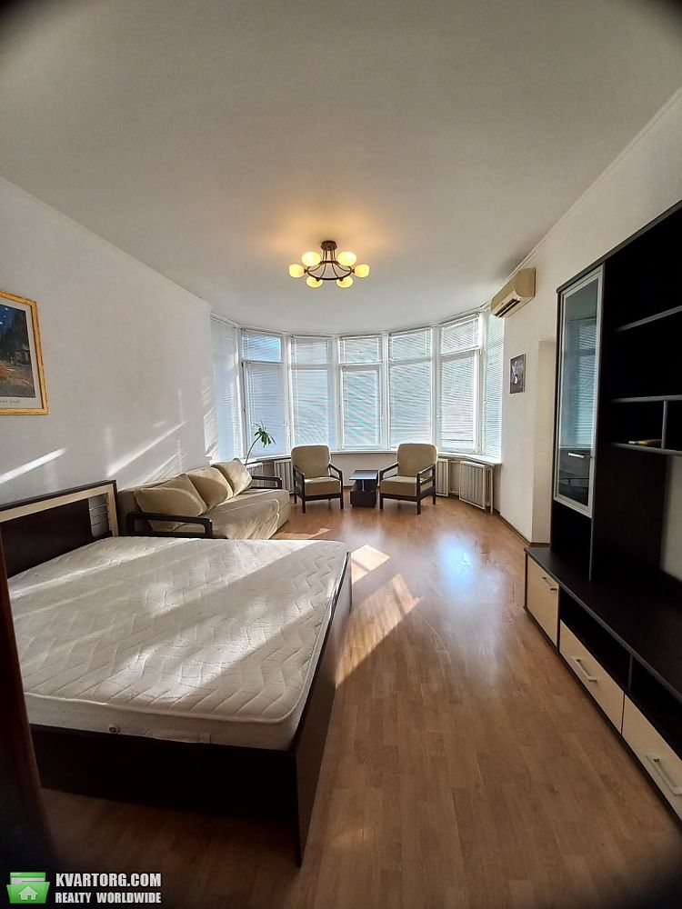 Здам 1-кімнатну квартиру по вул. Дмитрівській, 69