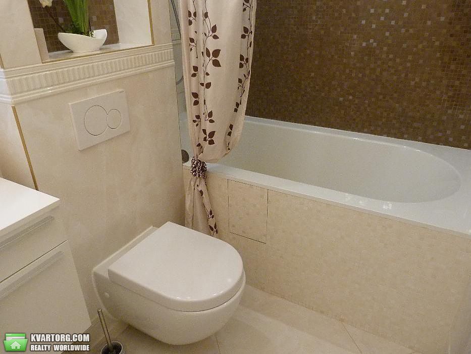 Rent out 2-room apartment. Киев,  Липковского — photo 8