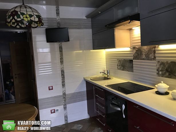 Sell 2-room apartment. Киев,  Бережанская — photo 1