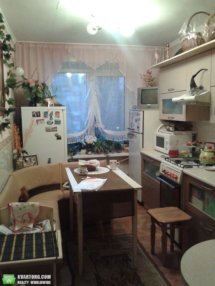 Sell 3-room apartment. Киев,  Российская — photo 10