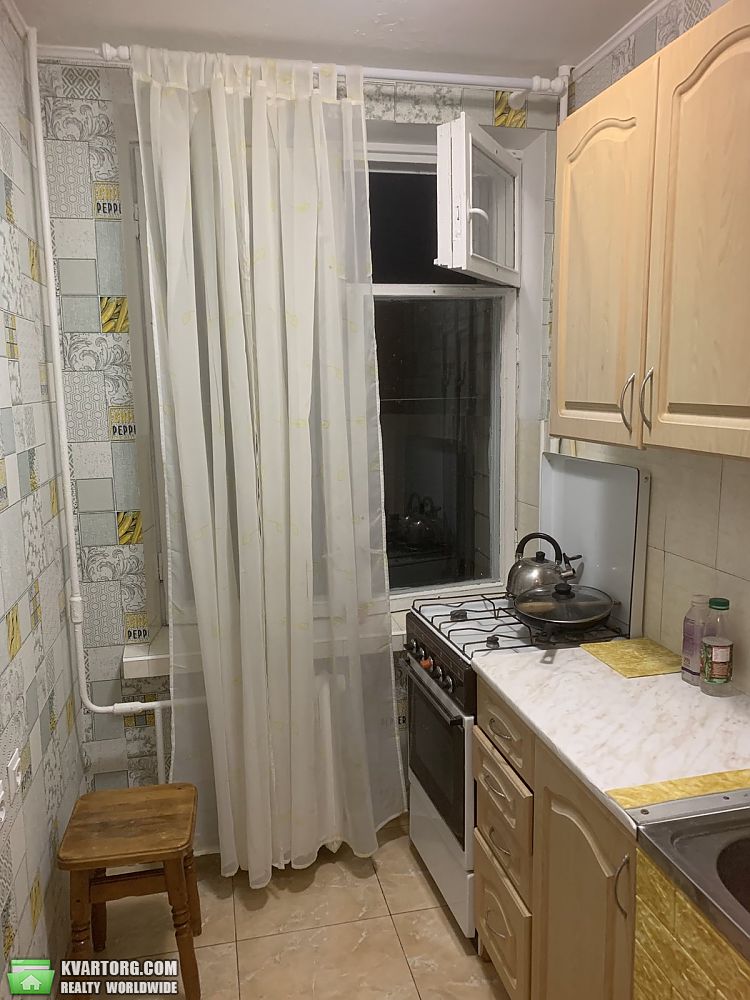 Rent out 1-room apartment. Киев,  Машиностроительный пер — photo 1
