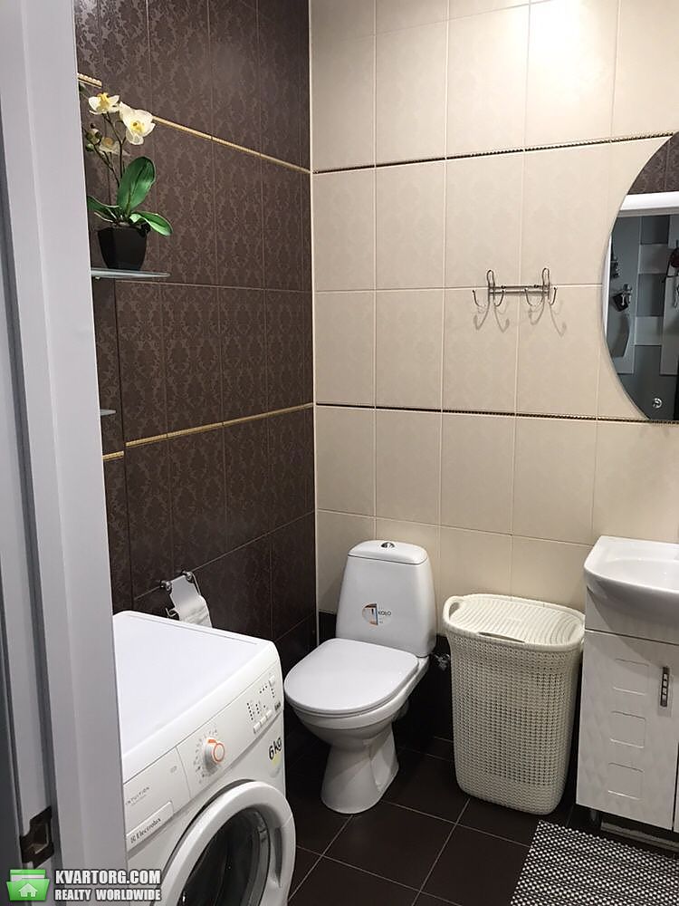 Rent out 1-room apartment. Киев,  Львовская — photo 7