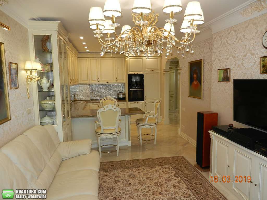 Sell 2-room apartment. Киев,  Вышгородская — photo 1