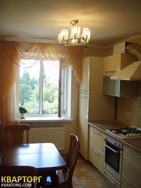 Rent out 3-room apartment. Киев,  Депутатская — photo 6