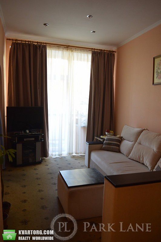 Sell 2-room apartment. Киев,  Костельная — photo 6