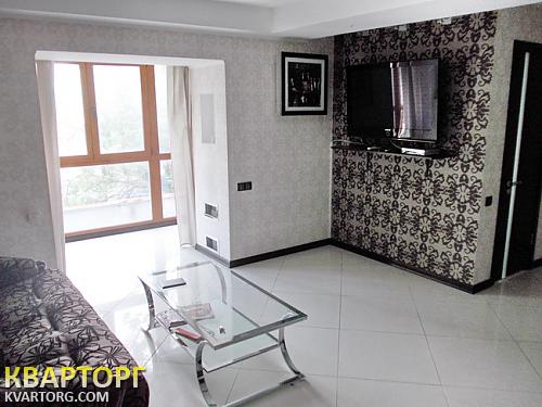 Rent out 2-room apartment. Киев,  Леси Украинки бул — photo 1