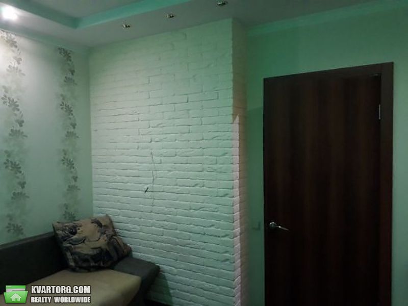 Sell 3-room apartment. Киев,  Харьковское шоссе — photo 1