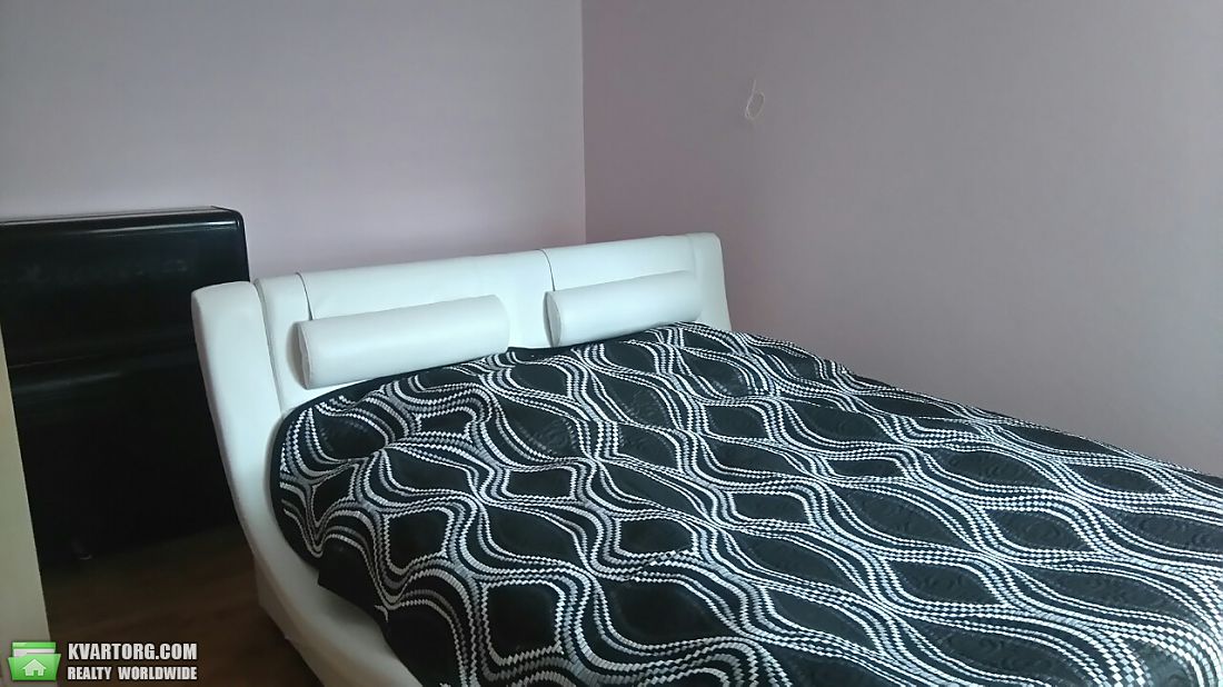 Rent out 2-room apartment. Киев,  Вильямса — photo 5