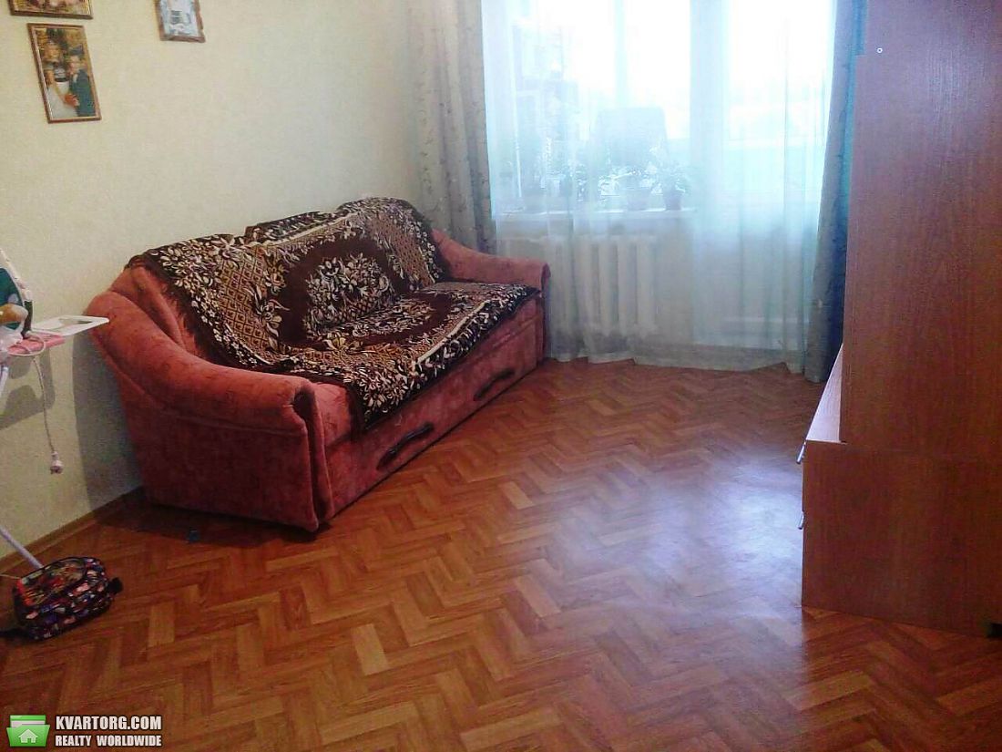 Sell 2-room apartment. Киев,  Ватутина пр — photo 4