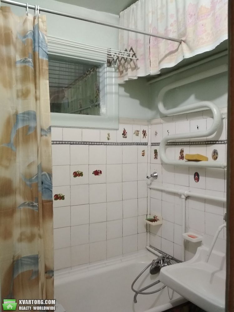 Rent out 2-room apartment. Киев,  Василевской — photo 3
