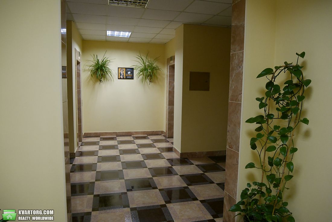 Rent out 3-room apartment. Киев,  Леси Украинки бул — photo 7