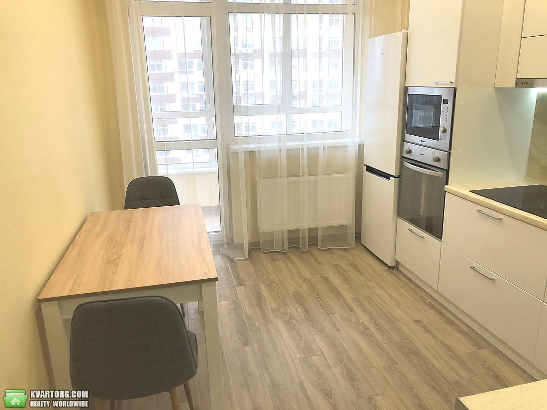 Rent out 1-room apartment. Киев,  Правды пр — photo 10