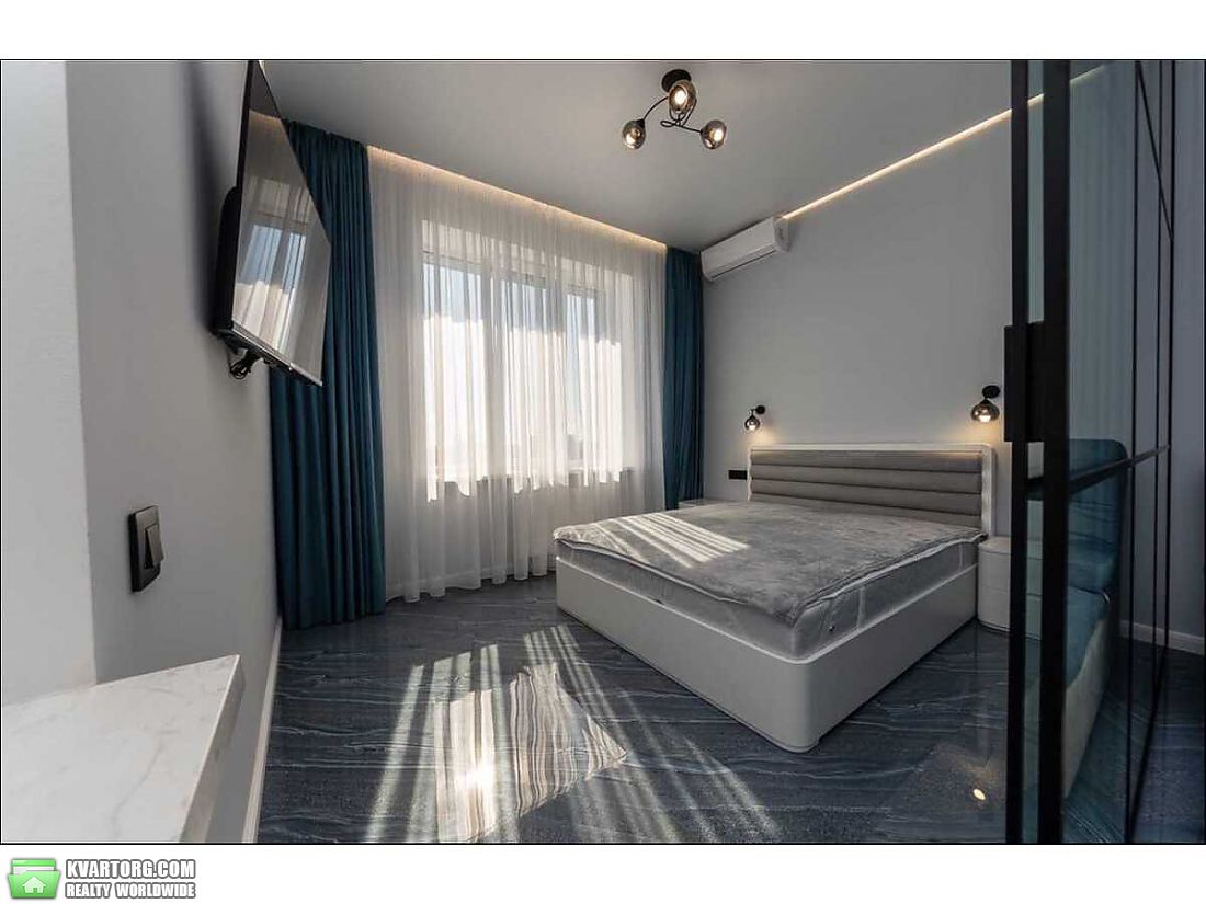 Rent out 3-room apartment. Киев,  Никольско-Слободская — photo 7