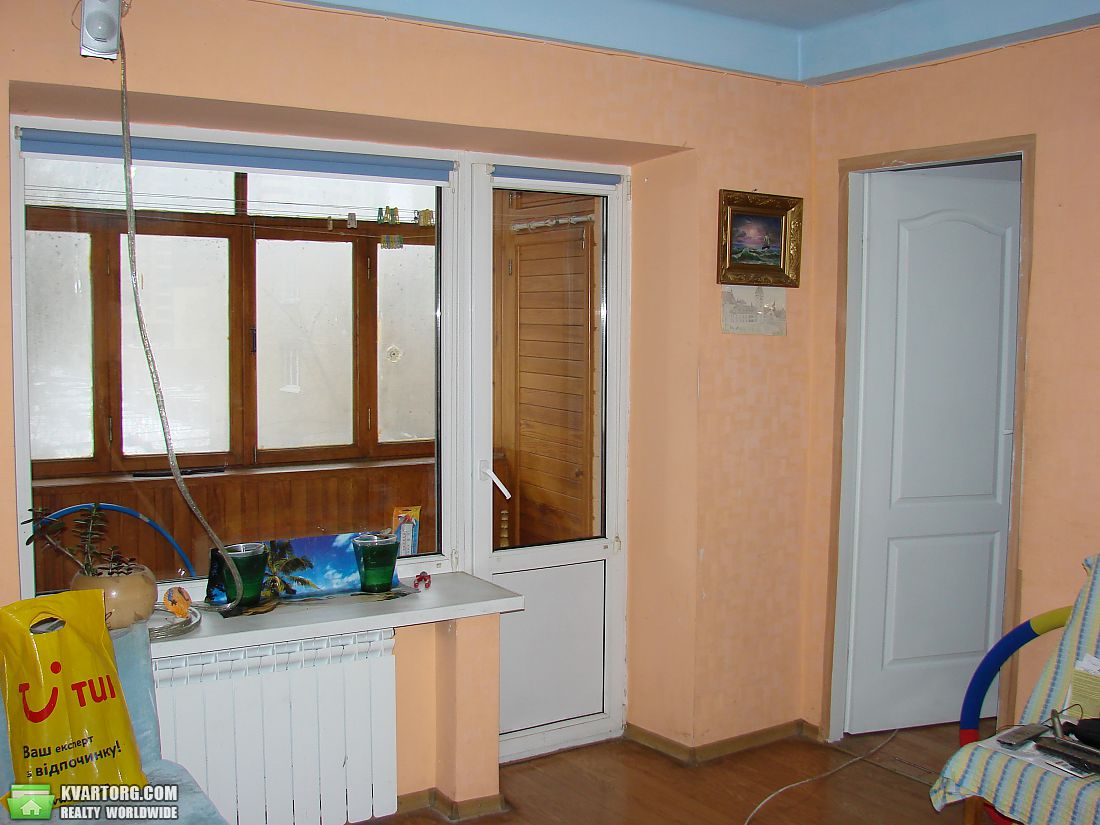 Sell 2-room apartment. Киев, Богдановская — photo 4