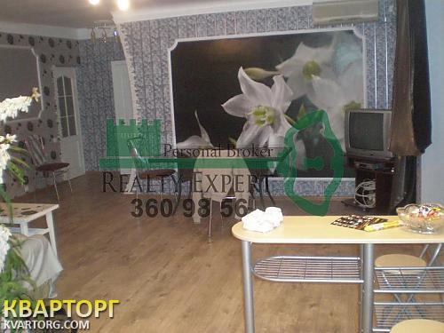 Sell 3-room apartment. Киев,  Шелковичная — photo 2