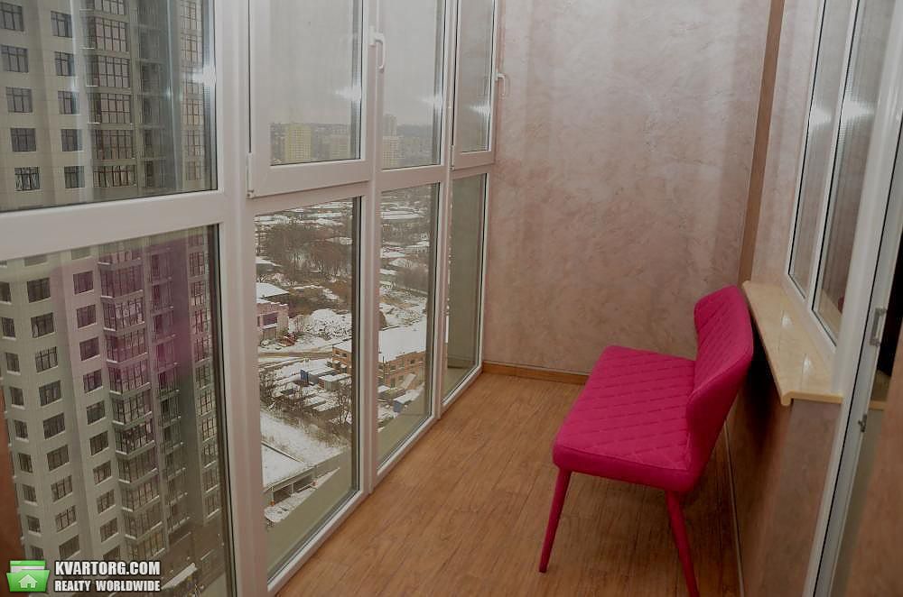 Rent out 4-room apartment. Киев,  Драгомирова — photo 9