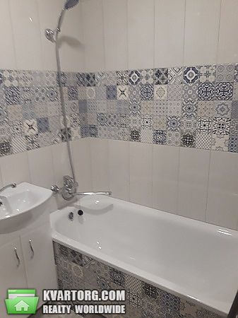 Rent out 2-room apartment. Киев, Минина — photo 4