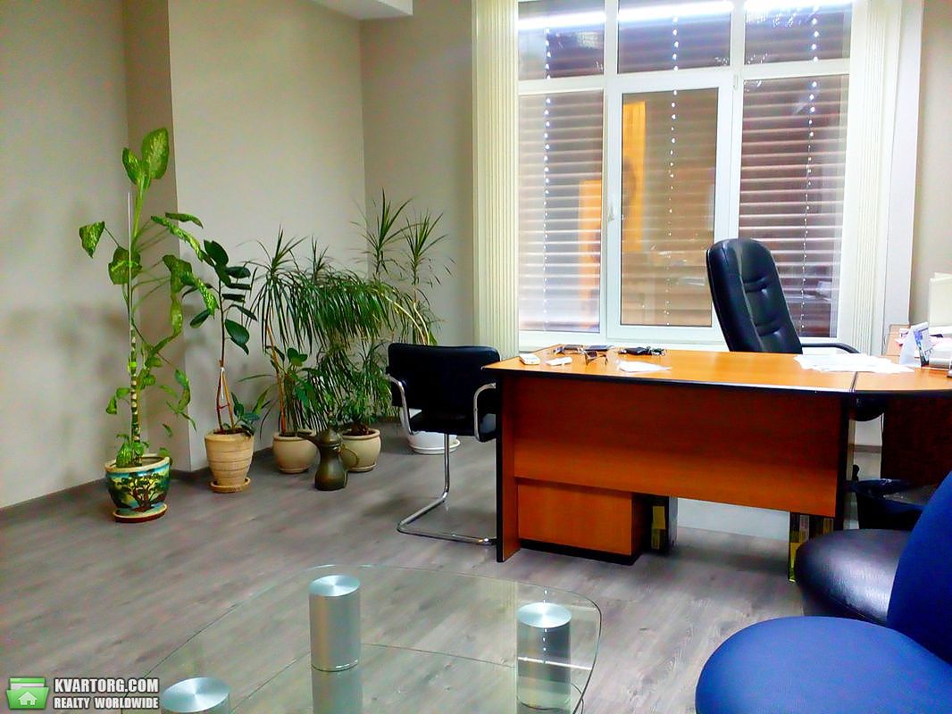 Rent out office. Киев,  Туманяна — photo 1