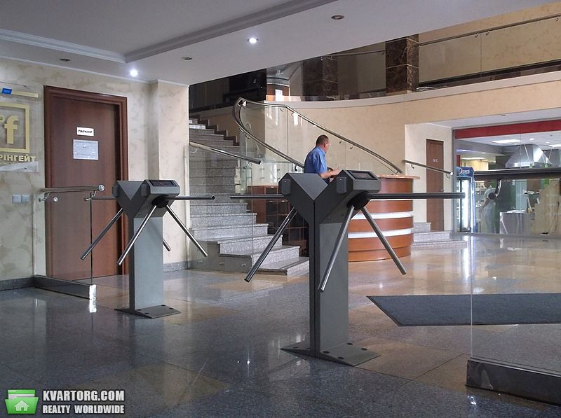 Rent out office. Киев, Физкультуры — photo 4