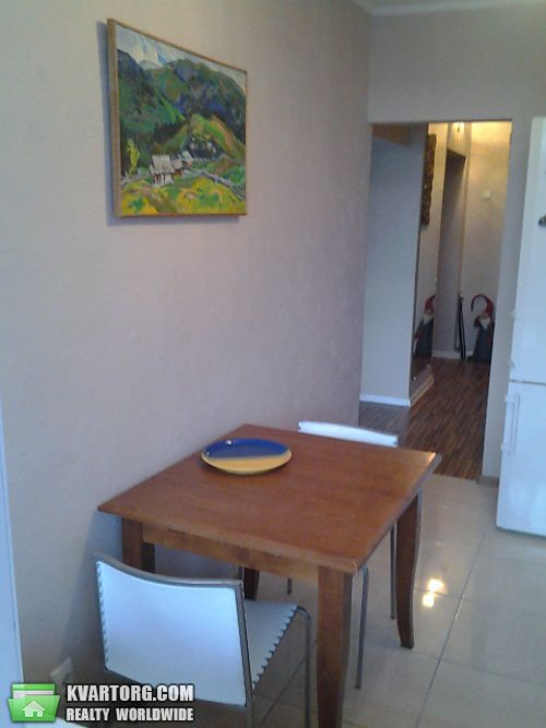 Rent out 2-room apartment. Киев,  Богдана Хмельницкого — photo 7