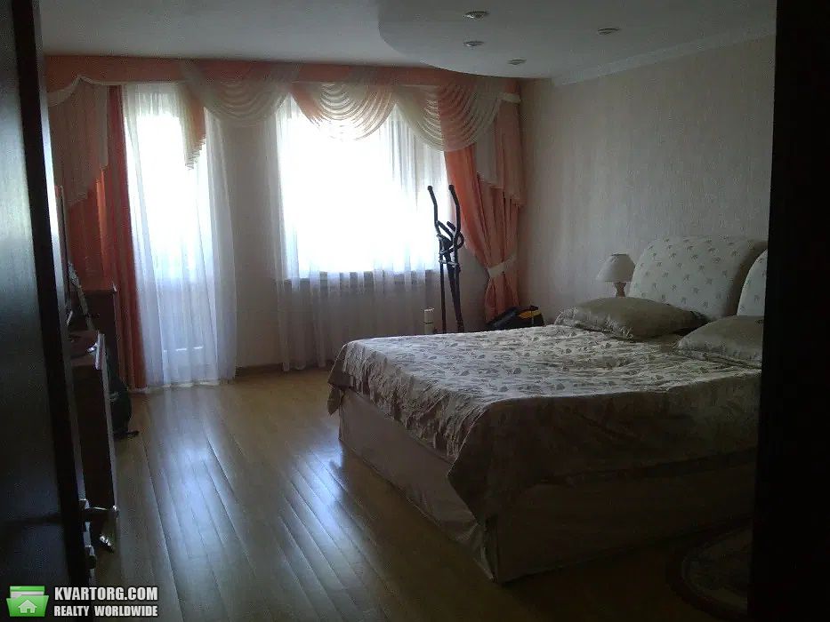 Sell 3-room apartment. Киев, Якуба Коласа — photo 1