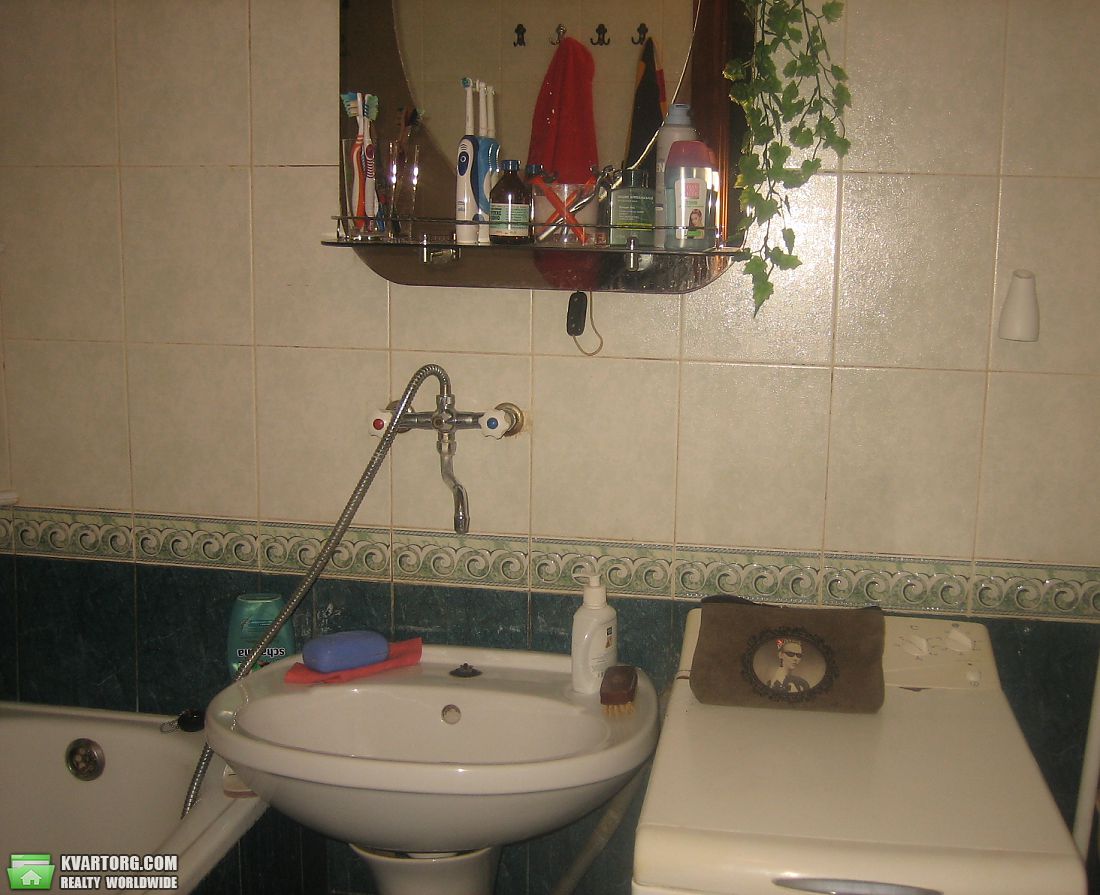 Rent out 1-room apartment. Киев,  Касияна — photo 1