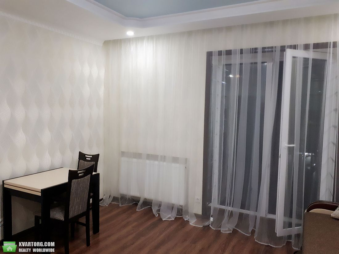 Rent out 1-room apartment. Киев, Успешная — photo 3