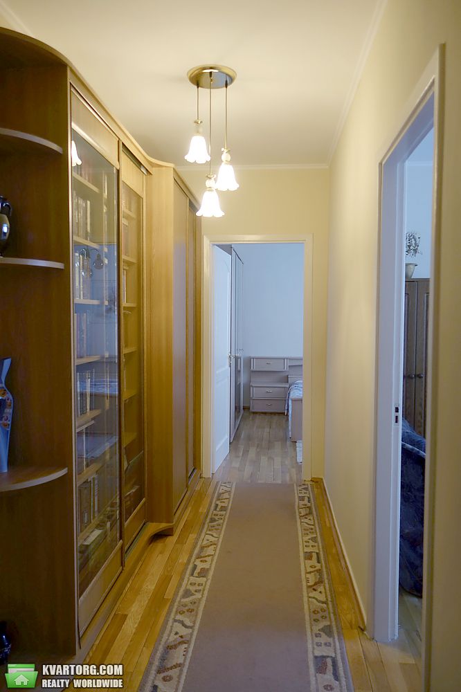 Rent out 3-room apartment. Киев,  Тургеневская — photo 6