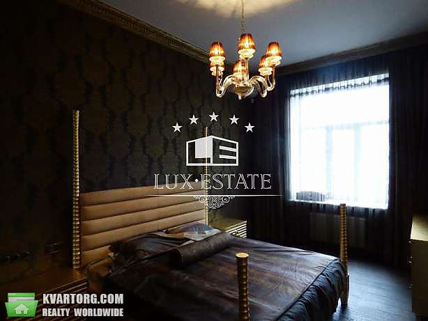 Rent out 3-room apartment. Киев,  Банковая — photo 1