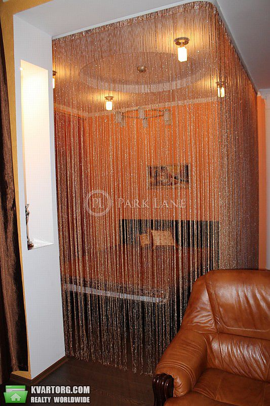Rent out 1-room apartment. Киев,  Саксаганского — photo 4