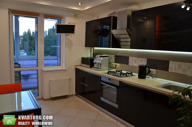 Sell 1-room apartment. Киев,  Метрологическая — photo 1