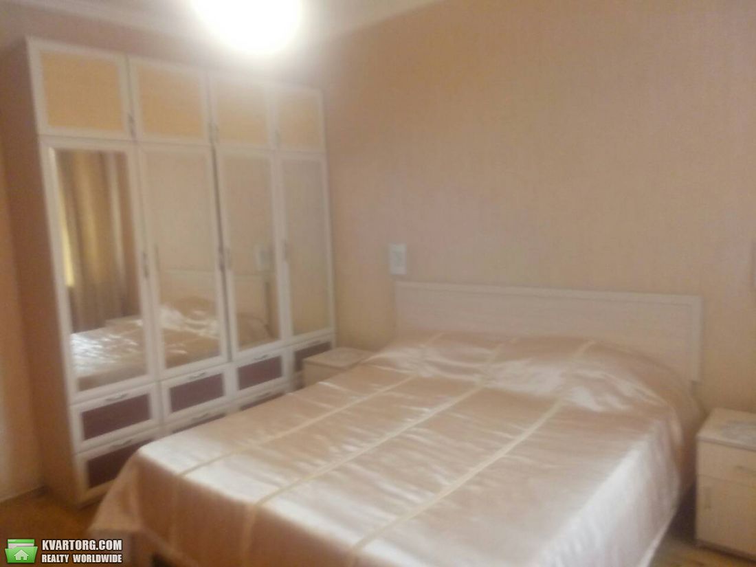 Rent out 2-room apartment. Киев, Дмитриевская — photo 7
