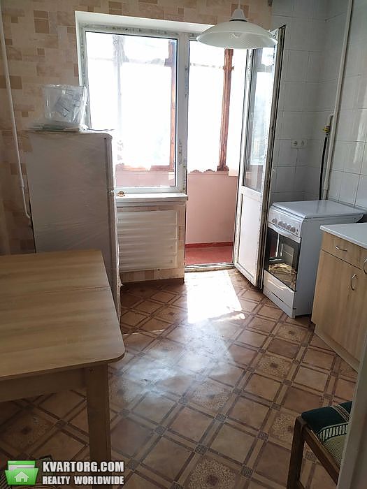 Sell 1-room apartment. Киев,  Пражская — photo 2