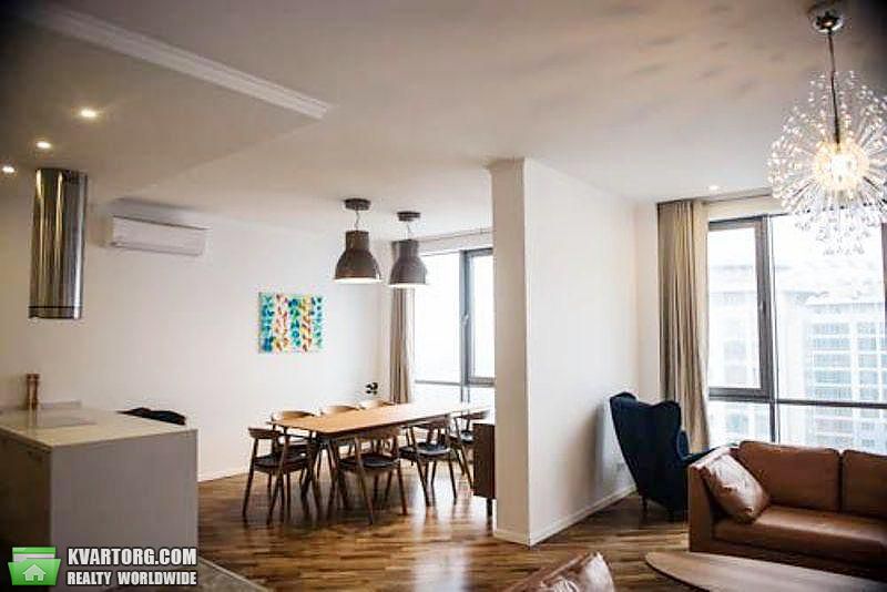 Rent out 3-room apartment. Киев,  Днепровская наб — photo 2