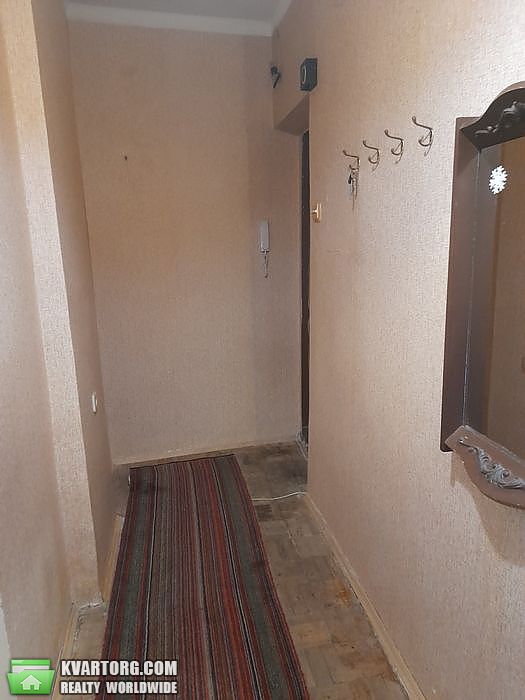 Rent out 1-room apartment. Львов, Коновальця — photo 2