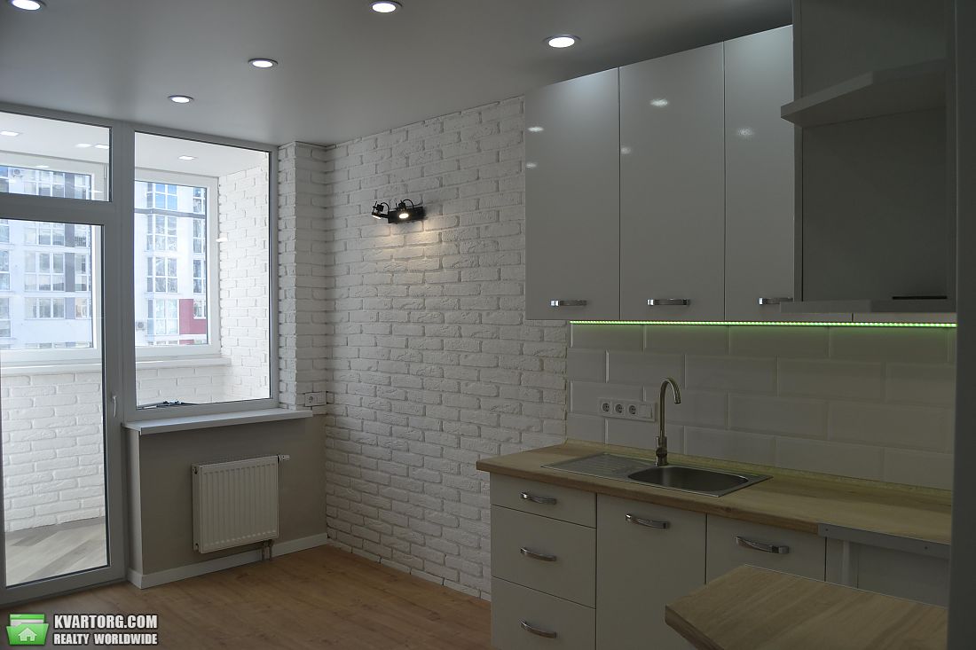 Sell 1-room apartment. Киев,  Драгоманова — photo 3