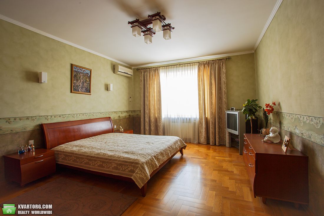 Sell 3-room apartment. Киев, Давыдова бул — photo 1