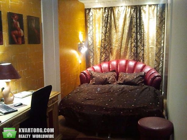 Rent out 2-room apartment. Киев, Гагарина — photo 7