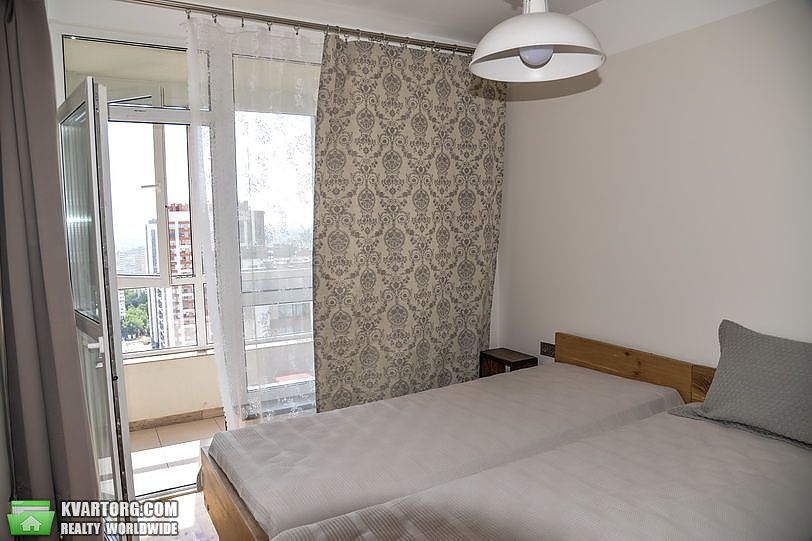 Rent out 2-room apartment. Киев,  Правды пр — photo 4