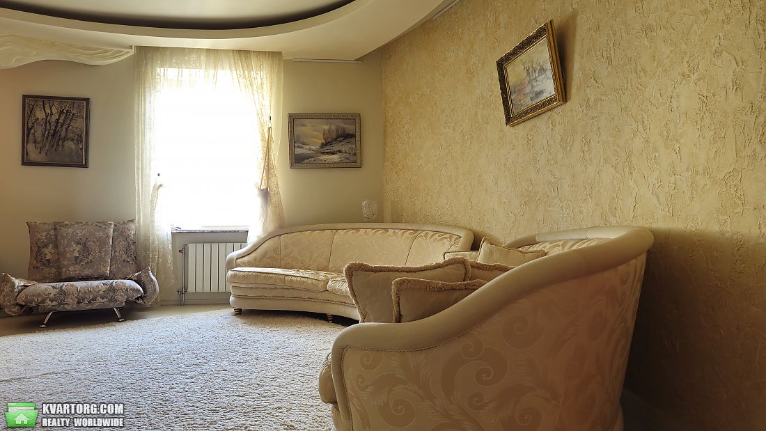 Rent out 4-room apartment. Киев,  Ярославов Вал — photo 1